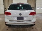 2017 Volkswagen Touareg Wolfsburg Белый vin: WVGRF7BP8HD006802