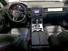 2017 Volkswagen Touareg Wolfsburg Белый vin: WVGRF7BP8HD006802