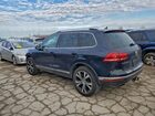 2017 Volkswagen Touareg Wolfsburg Синий vin: WVGRF7BPXHD000306
