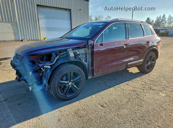 WVGRF7BPXHD002962 2017 VOLKSWAGEN TOUAREG Темно-бордовый Передняя левая четверть