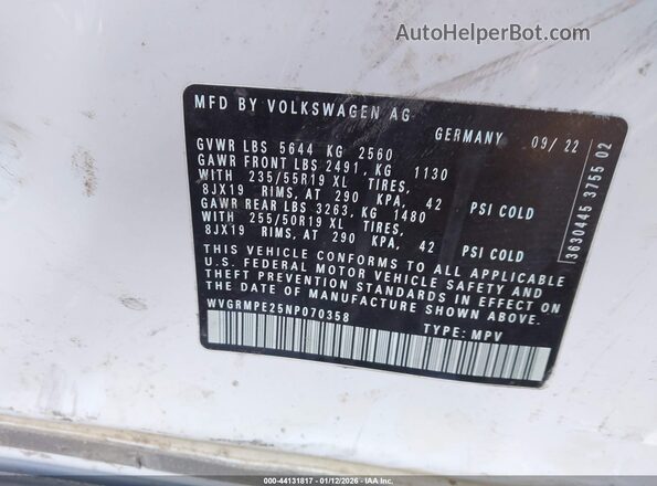 WVGRMPE25NP070358 2022 VOLKSWAGEN ID.4 Белый Вид подкапотного пространства