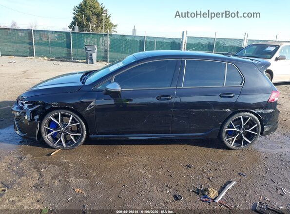 WVWEB7CD0PW208958 2023 VOLKSWAGEN GOLF Черный Вид спереди