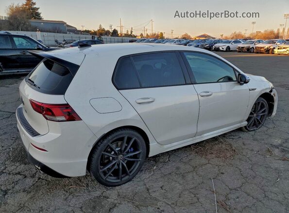 WVWEB7CD6RW225024 2024 VOLKSWAGEN GOLF Белый Задняя правая четверть