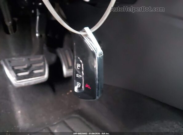 WVWGA7CD7PW177879 2023 VOLKSWAGEN GOLF Белый Вид панели приборов