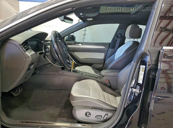 WVWSR7AN6LE014459 2020 VOLKSWAGEN ARTEON Черный Вид салона спереди