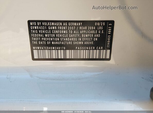 WVWVA7CD4SW248178 2025 VOLKSWAGEN GOLF White Շարժիչի բաժամունքի տեսք