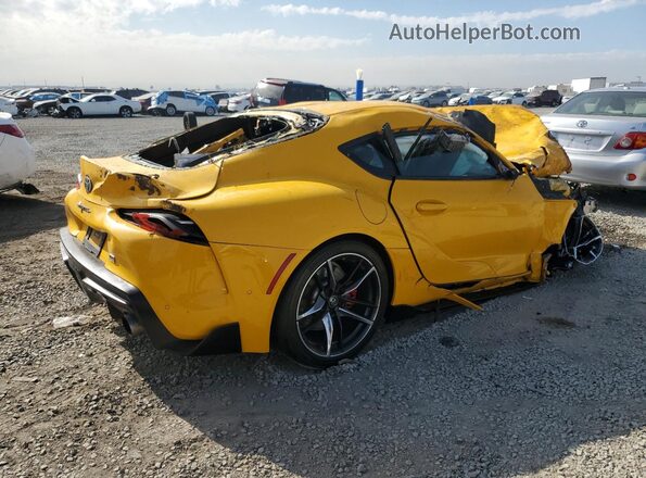 WZ1DB0C01MW040230 2021 TOYOTA SUPRA Желтый Задняя правая четверть