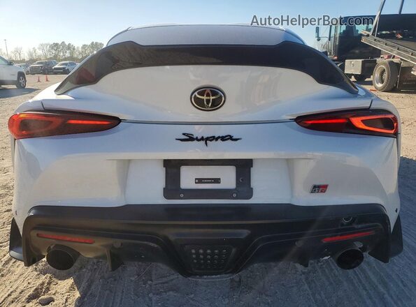 WZ1DB0C04MW043767 2021 TOYOTA SUPRA Белый Вид сзади