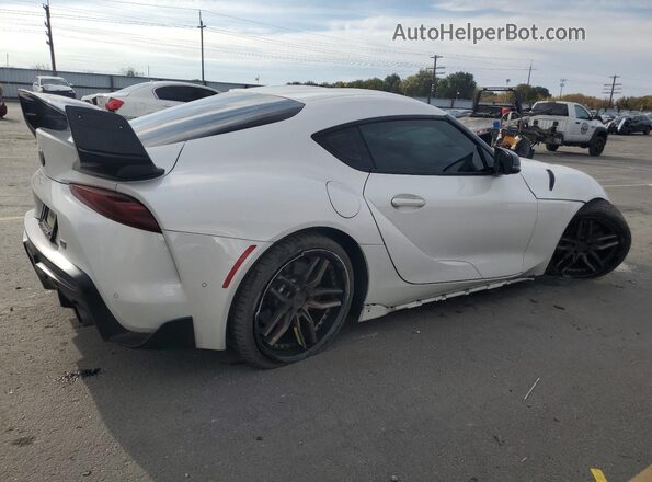 WZ1DB0C06MW035606 2021 TOYOTA SUPRA Белый Задняя правая четверть