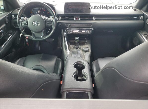 WZ1DB0C06MW035606 2021 TOYOTA SUPRA Белый Вид панели приборов