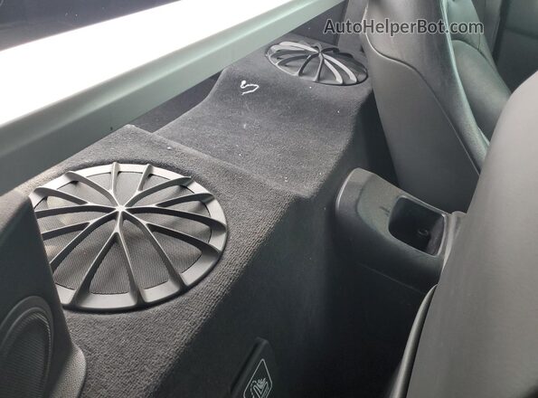 WZ1DB0C06MW035606 2021 TOYOTA SUPRA Белый Вид задних сидений