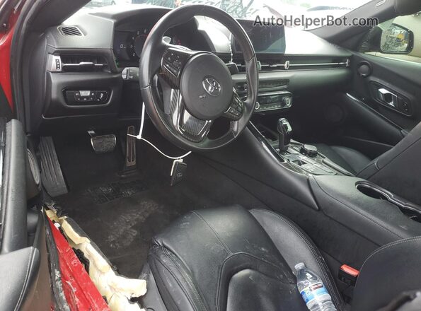 WZ1DB0C07MW042872 2021 TOYOTA SUPRA Красный Вид панели приборов