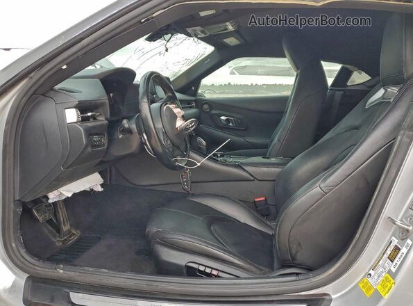 WZ1DB0C08MW036353 2021 TOYOTA SUPRA Серебряный Вид салона спереди