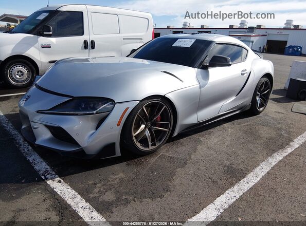 WZ1DB0C0XNW052040 2022 TOYOTA GR SUPRA Серебряный Передняя левая четверть