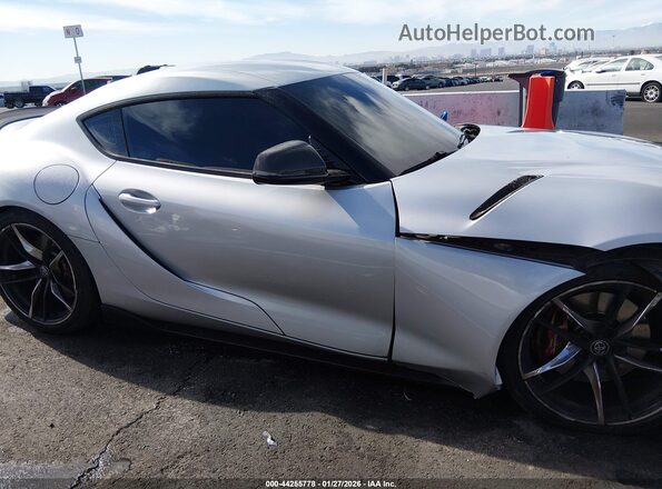 WZ1DB0C0XNW052040 2022 TOYOTA GR SUPRA Серебряный 