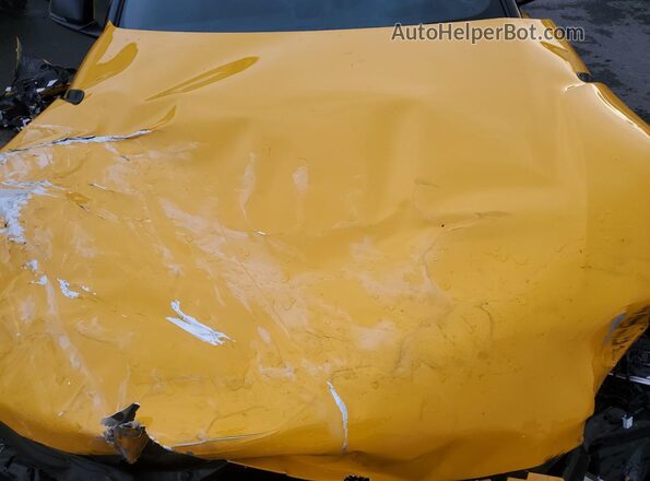 WZ1DB4C03LW031261 2020 TOYOTA SUPRA Желтый Вид задней части салона