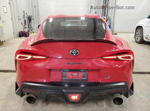 WZ1DB4C04LW021032 2020 TOYOTA SUPRA Красный Вид сзади