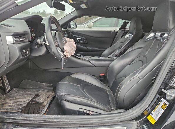 WZ1DB4C05LW027406 2020 TOYOTA SUPRA Черный Вид салона спереди