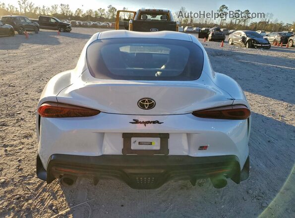 WZ1DB4C09LW028090 2020 TOYOTA SUPRA White Vista trasera