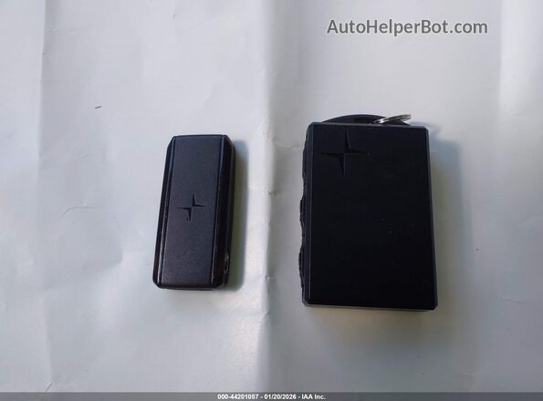 YSMED3KA5PL121797 2023 POLESTAR 2 Gray Widok deski rozdzielczej