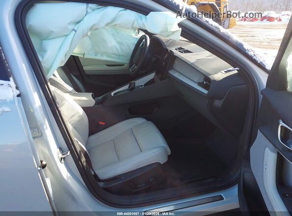 YSMED3KA5PL121797 2023 POLESTAR 2 Gray Widok wnętrza z przodu