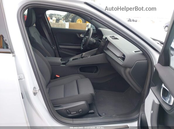 YSMFD3KA5RL218831 2024 POLESTAR 2 Gray Вид салону спереду