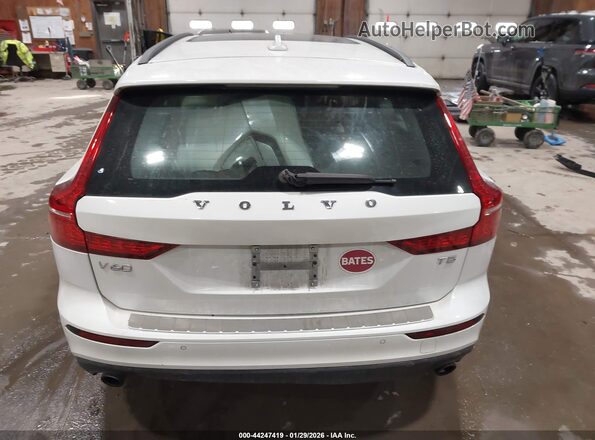 YV1102EK7L2394867 2020 VOLVO V60 White 