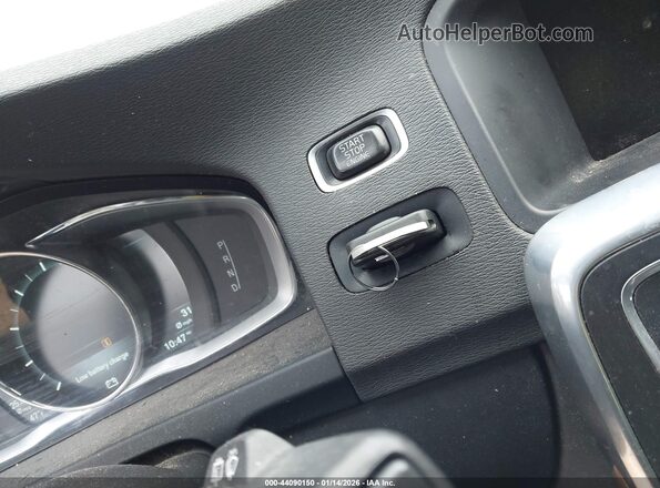 YV140MEK1G1291920 2016 VOLVO V60 Черный Вид панели приборов