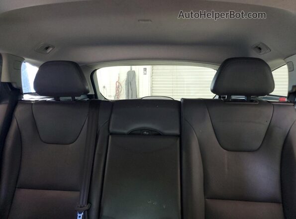 YV140MEK3H1335501 2017 VOLVO V60 Black Rear seats view