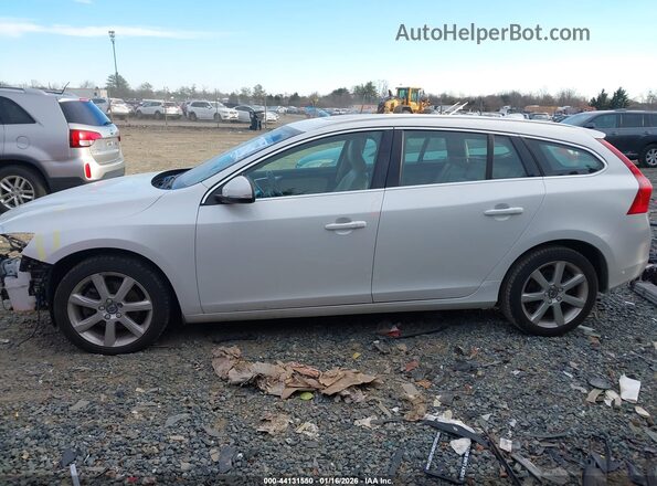 YV140MEM7H1361357 2017 VOLVO V60 White Панорамний вид салону 360°