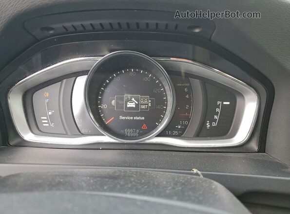 YV140MSLXJ2398219 2018 VOLVO V60 Серебряный Вид щитка приборов