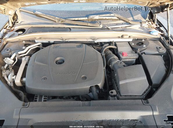 YV1A22ML4H1013901 2017 VOLVO S90 Черный Вид подкапотного пространства