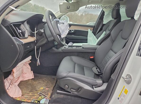 YV4062PB3S1353411 2025 VOLVO XC90 Белый Вид салона спереди