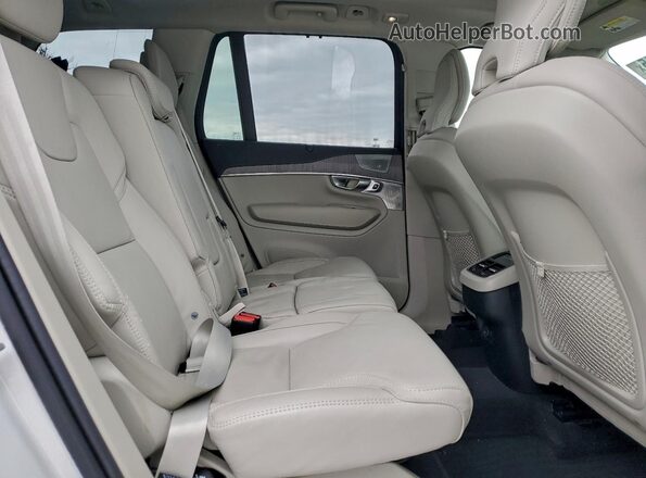 YV4062PF8R1163732 2024 VOLVO XC90 Белый Вид задней части салона