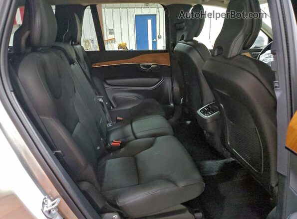 YV4062PN5P1998241 2023 VOLVO XC90 Серебряный Вид задней части салона