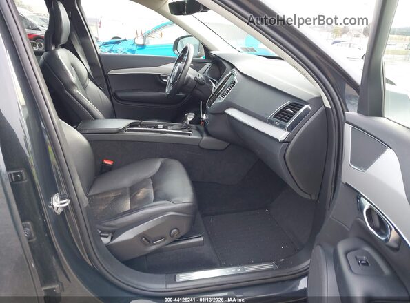 YV4102PK2N1811241 2022 VOLVO XC90 Серый Вид салона спереди
