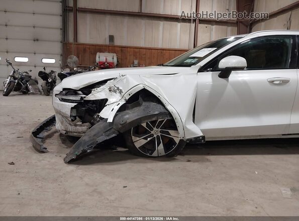 YV4102WK9L1043983 2020 VOLVO V60 CROSS COUNTRY Белый Вид спереди