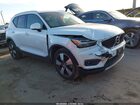 2021 Volvo Xc40 T5 Momentum White vin: YV4162UK2M2421901