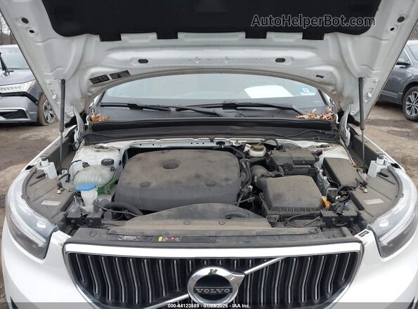 YV4162UL3K2073371 2019 VOLVO XC40 Белый Вид сзади