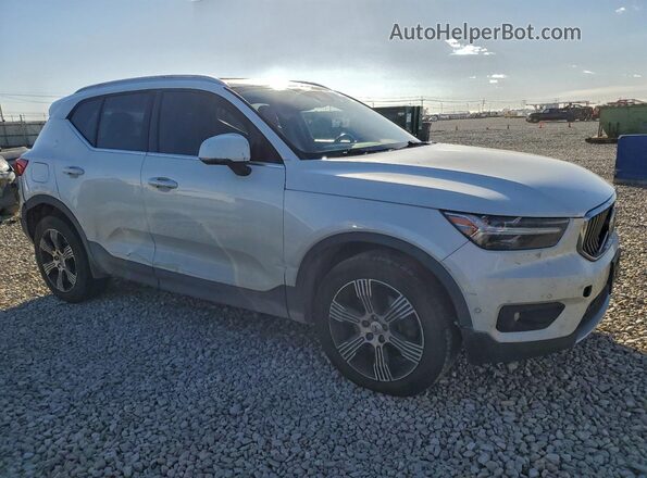 YV4162UL5K2056555 2019 VOLVO XC40 Белый Передняя правая четверть