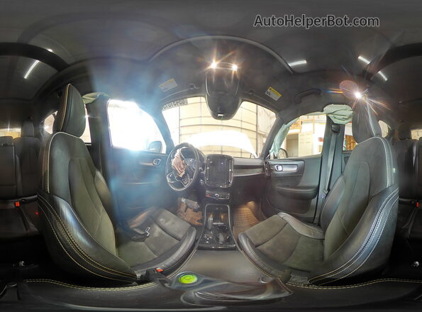 YV4162UM5K2047993 2019 VOLVO XC40 White Панорамний вид салону 360°