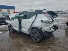 2019 Volvo Xc40 T5 R-design Белый vin: YV4162UMXK2114541