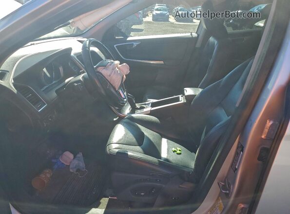YV440MDK7G2829700 2016 VOLVO XC60 Silver Вид салону спереду