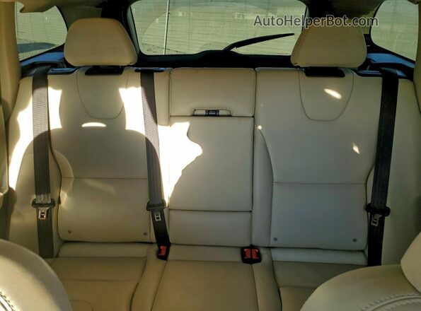 YV440MDU3H2192310 2017 VOLVO XC60 Белый Вид задних сидений
