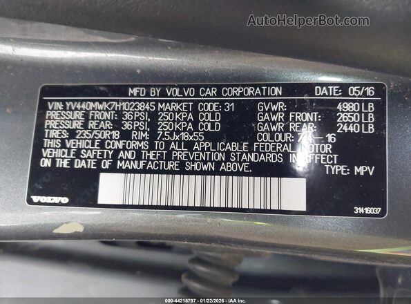YV440MWK7H1023845 2017 VOLVO V60 CROSS COUNTRY Gray Vista del compartimento del motor