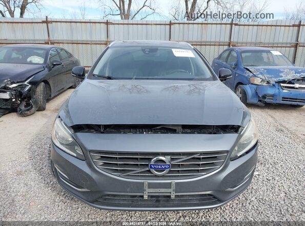 YV440MWK7H1023845 2017 VOLVO V60 CROSS COUNTRY Gray Vista interior trasera