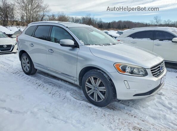 YV449MRK1G2927992 2016 VOLVO XC60 Серебряный Вид спереди