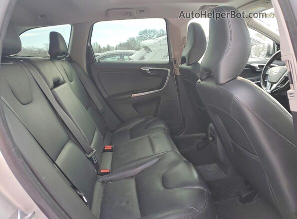 YV449MRK1G2927992 2016 VOLVO XC60 Серебряный Вид подкапотного пространства