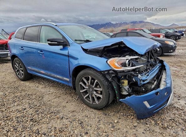 YV449MRR8H2074876 2017 VOLVO XC60 Синий Передняя правая четверть