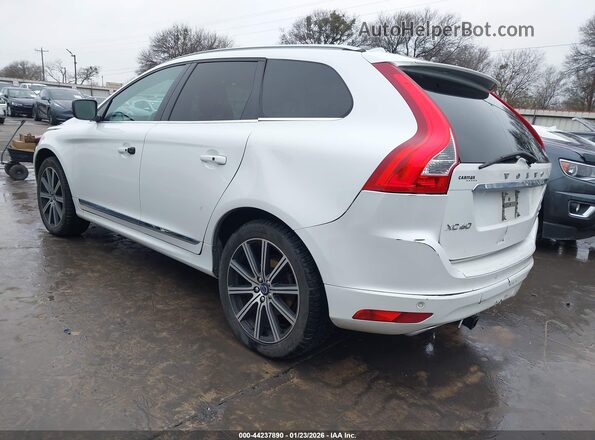 YV449MRU7H2009666 2017 VOLVO XC60 Белый Задняя левая четверть